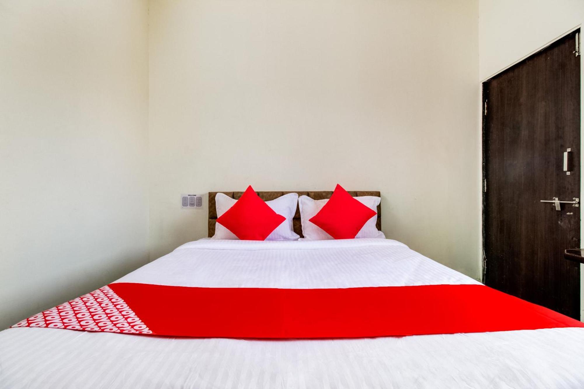 Hotel O City Center Dhule Extérieur photo