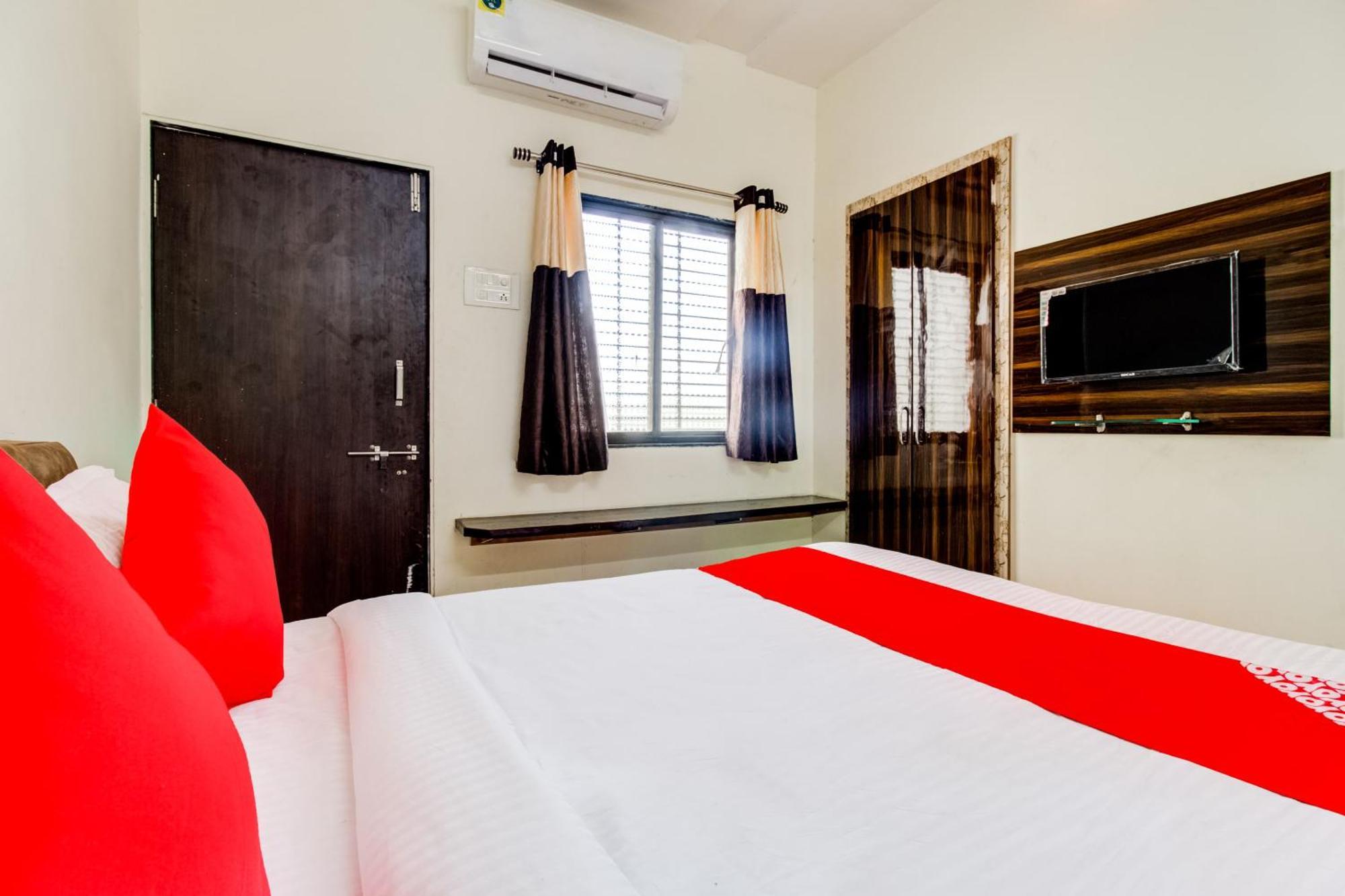 Hotel O City Center Dhule Extérieur photo